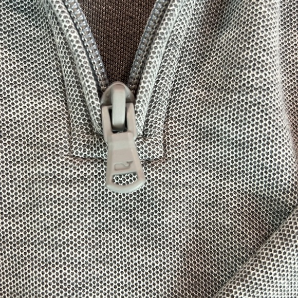 Vineyard Vines Gray V Neck Style Sweater - Picture 6 of 10